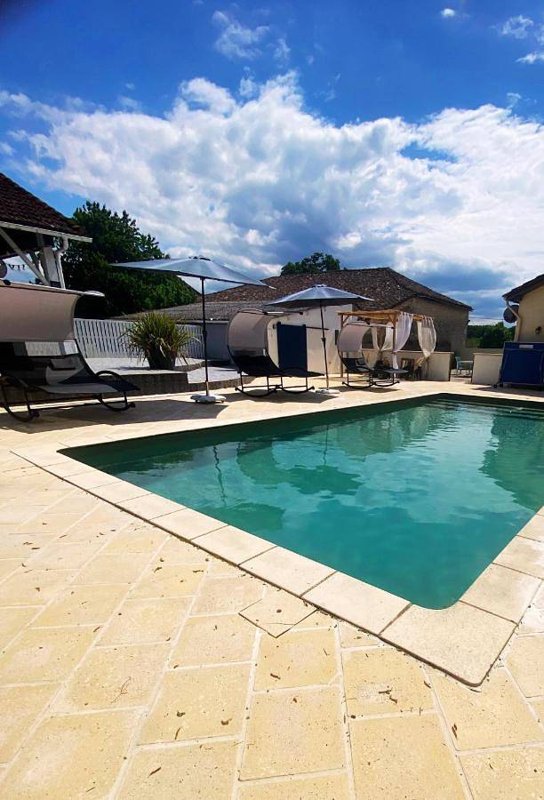 Maison de campagne Piscine, jacuzzi 2P Monflanquin in Savignac-sur-Leyze, Région de Villeneuve-sur-Lot