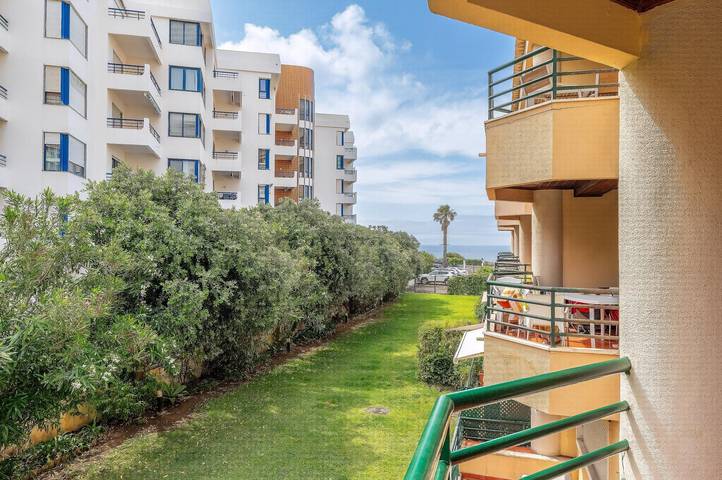 Ganze Wohnung, Ferienwohnung für 4 Personen mit Pool in Cascais e Estoril, Costa de Lisboa