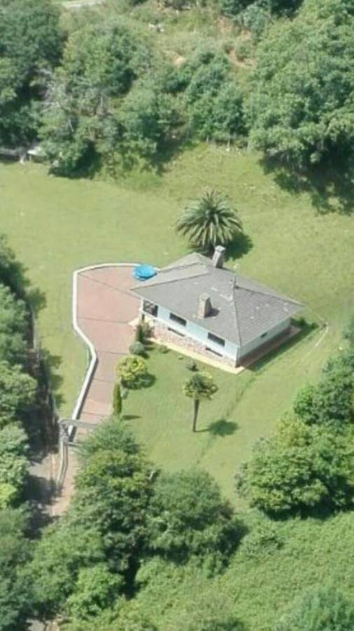 Casa rural para 6 personas, con terraza además de vistas y jardín en Ribadesella