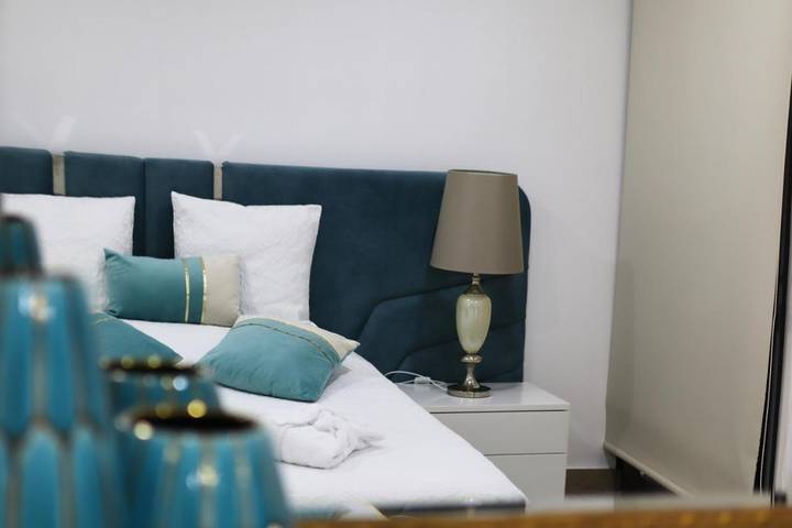 Location de vacances pour 6 personnes, avec terrasse ainsi que jardin et piscine à Ribeira de Pena - 3