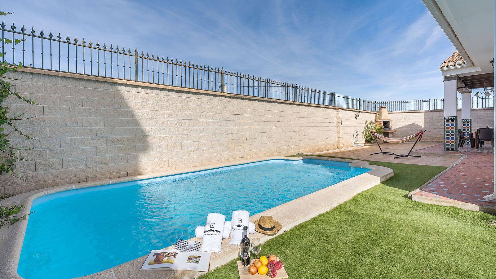 Sueños De La Vega Las Gabias by Ruralidays in Gabia Chica, Las Gabias