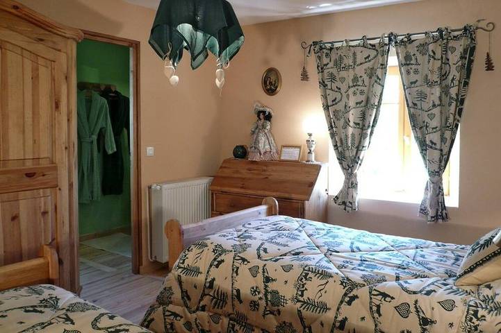 Gîte pour 12 personnes, avec jardin, animaux acceptés à Saint-Martin-en-Vercors - 3