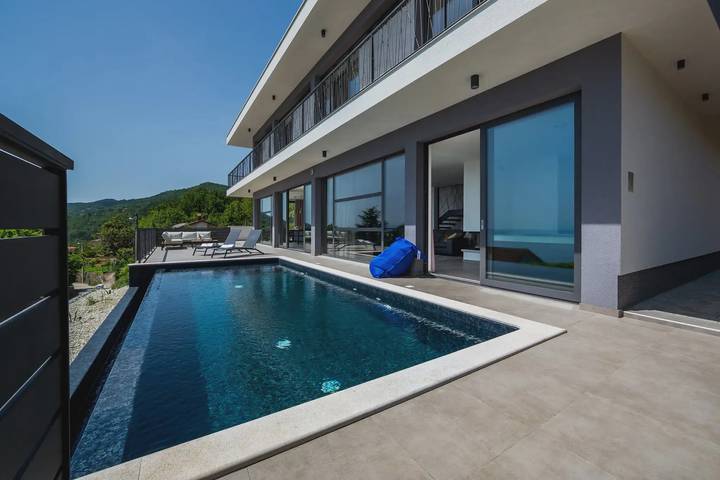 Villa pour 10 personnes, avec piscine ainsi que vue sur l’océan et sauna dans Grad Opatija - 3