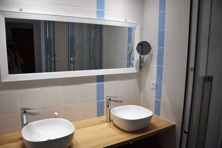 Gîte pour 4 personnes, avec terrasse dans Plage Des Minimes - 2
