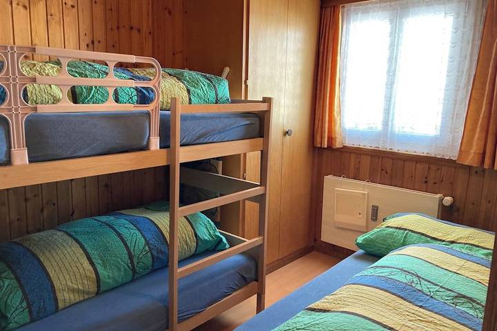 Ganze Wohnung, Chalet Sunnuterrasse Appartement/Fewo, Dusche, Wc 4-Zimmerwohnung Dusche, Wc in Rosswald, Brig