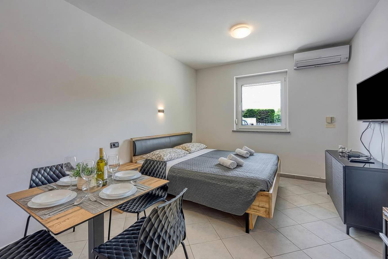 Cały apartament, Apartament wakacyjny dla 4 osób z taras in Koper, Slovene Riviera
