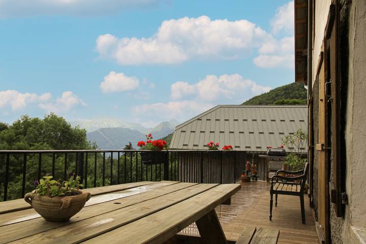 Gîte pour 8 personnes, avec balcon sur le Lac d'Annecy - 3