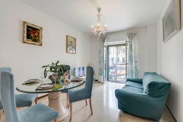 Gîte pour 4 personnes, avec balcon, adapté aux familles à San Remo