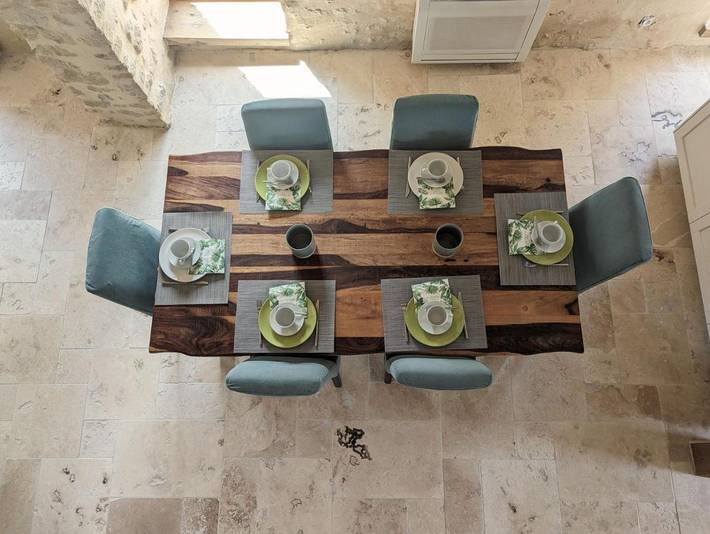 Location de vacances pour 6 personnes, avec vue ainsi que jardin et terrasse dans Celon - 4