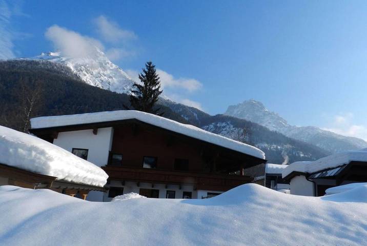 Ferienwohnung für 3 Personen, mit Terrasse und Garten sowie Ausblick in Sankt Ulrich am Pillersee - 3