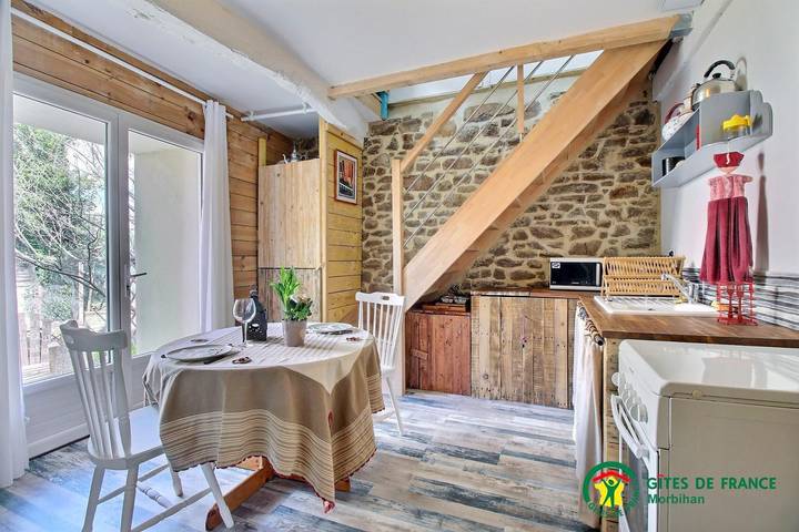 Gîte pour 2 personnes, avec Terrasse et Jardin à Bono