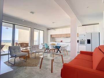 Gîte pour 8 personnes, avec balcon dans Plage Du Petit Travers Carnon Plage