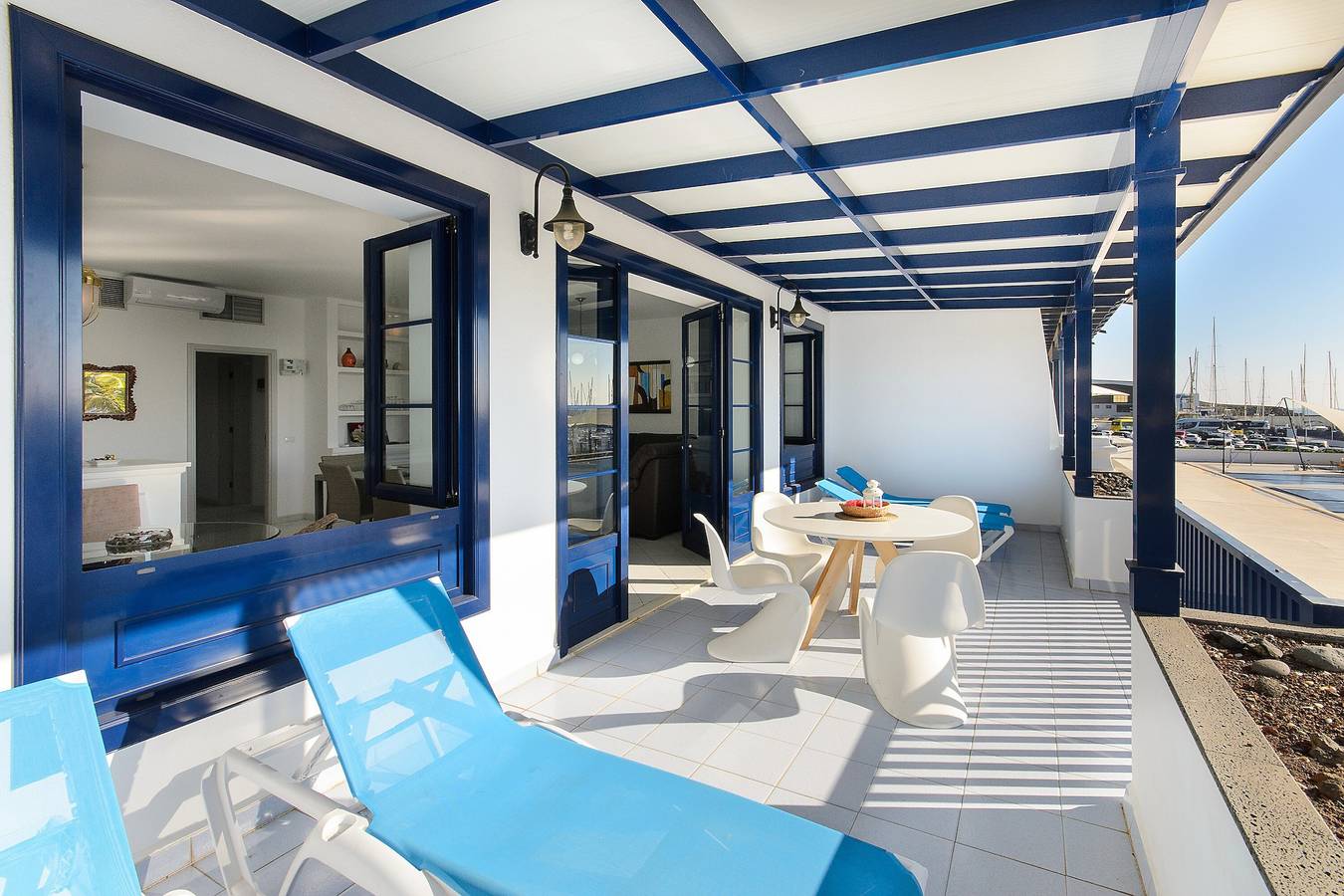 Ganze Wohnung, Ferienwohnung "Vistagua" mit schöner Ausstattung und geräumiger Terrasse mit Meerblick in Puerto Calero, Yaiza