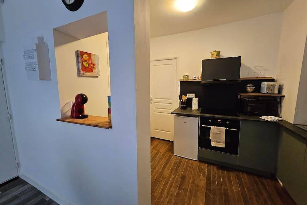 Apartamento entero, T2 Cosy near city center  in Guéret, Región de Guéret