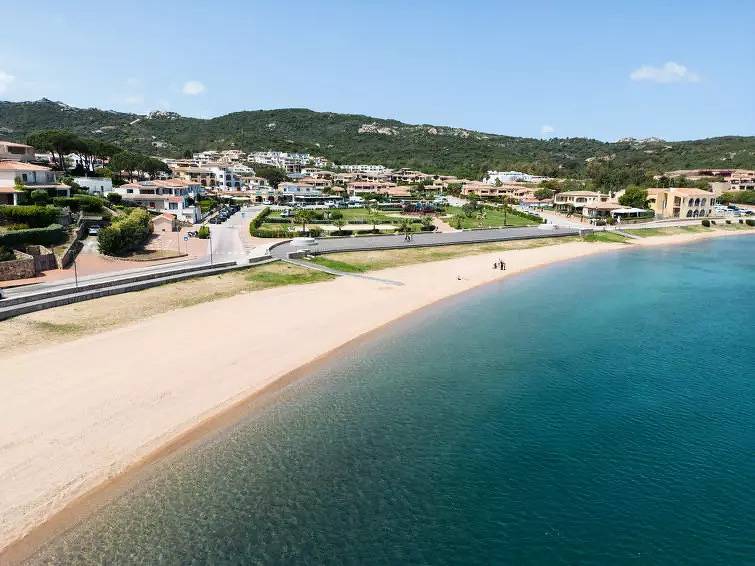Appartamento intero, 2 Camere 4 Persone in Spiaggia di Laconia, Arzachena