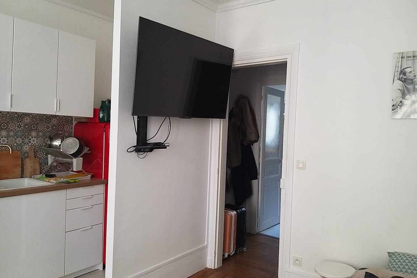 Entire apartment, Cosy T3 near Gambetta in Paris, Ile de France