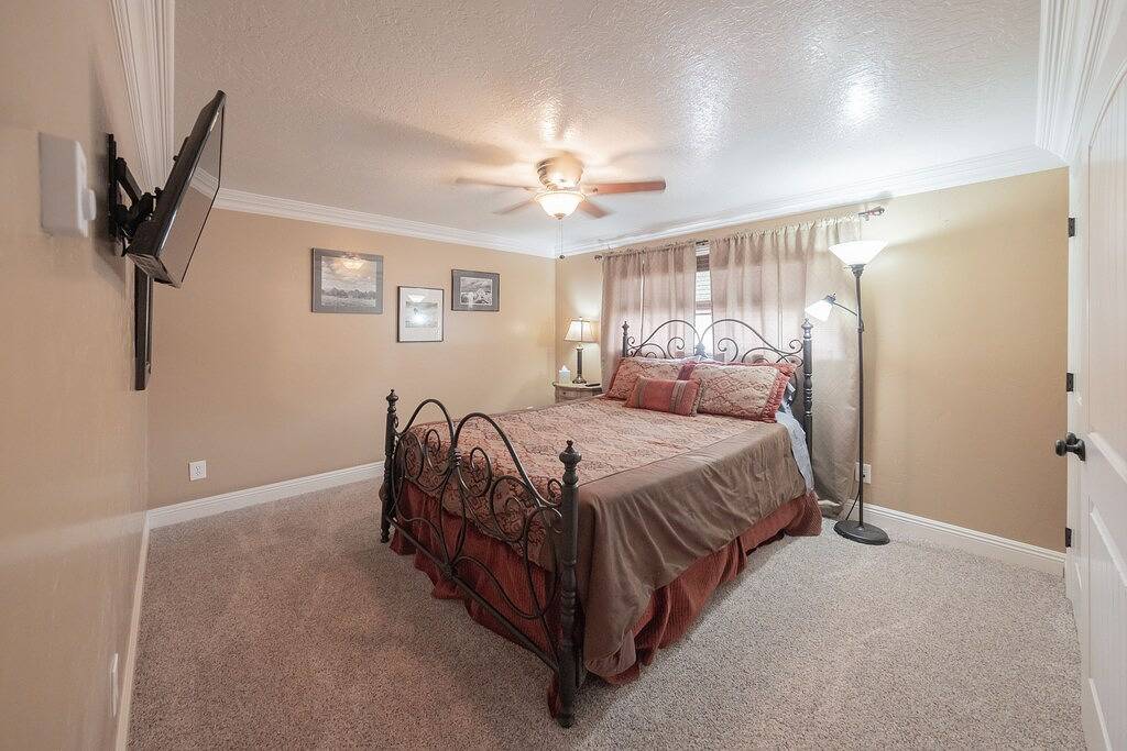 Classy, Clean & Comfortable - Close to Downtown in Kanab, Grand Staircase Escalante National Monument