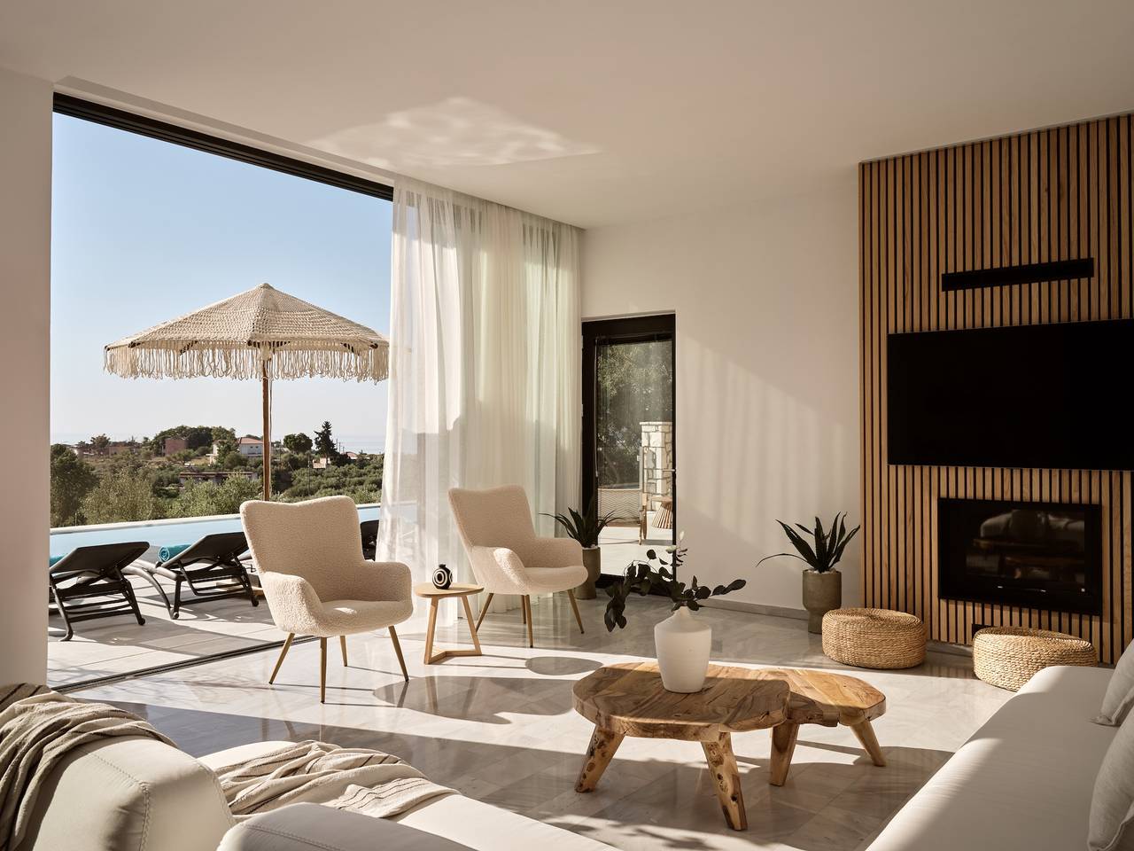 4-Bedroom Private Villa, Sea view & Swimming pool in Lithakia, Laganas