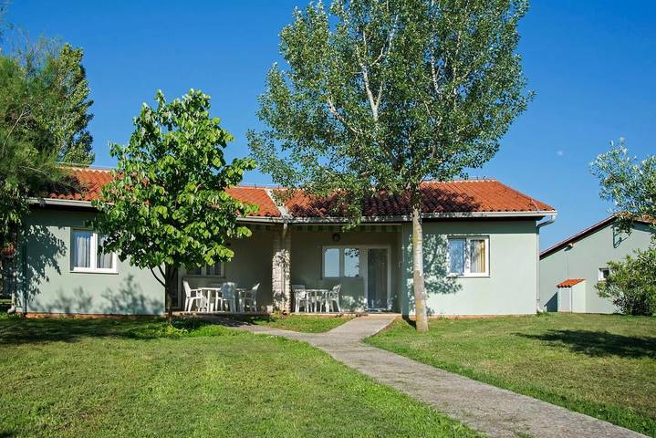 Village vacances pour 6 personnes, avec piscine, adapté aux familles en Croatie - 4