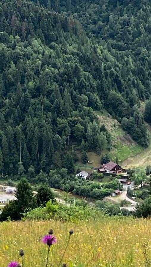 Gîte pour 2 personnes, avec sauna ainsi que vue et jardin