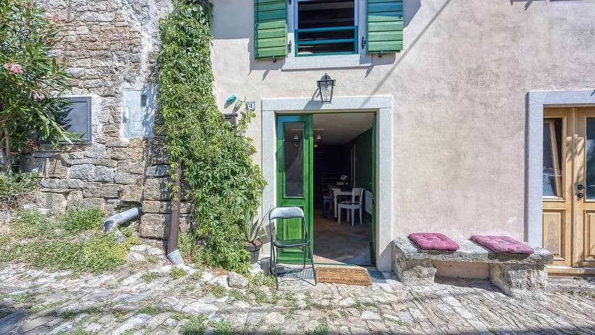Gîte pour 4 personnes, avec terrasse à Motovun