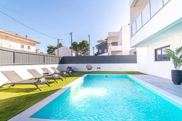 Villa para 6 Pessoas em Aroeira, Charneca de Caparica e Sobreda, Foto 1