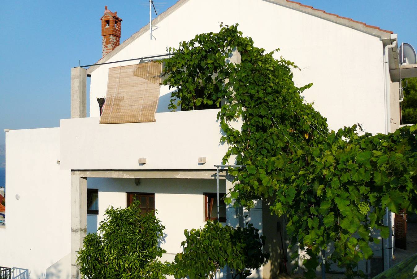 Cały apartament, Jednopokojowy apartament z tarasem i widokiem na morze Postira, Brač A-2919-a in Postira, Brac