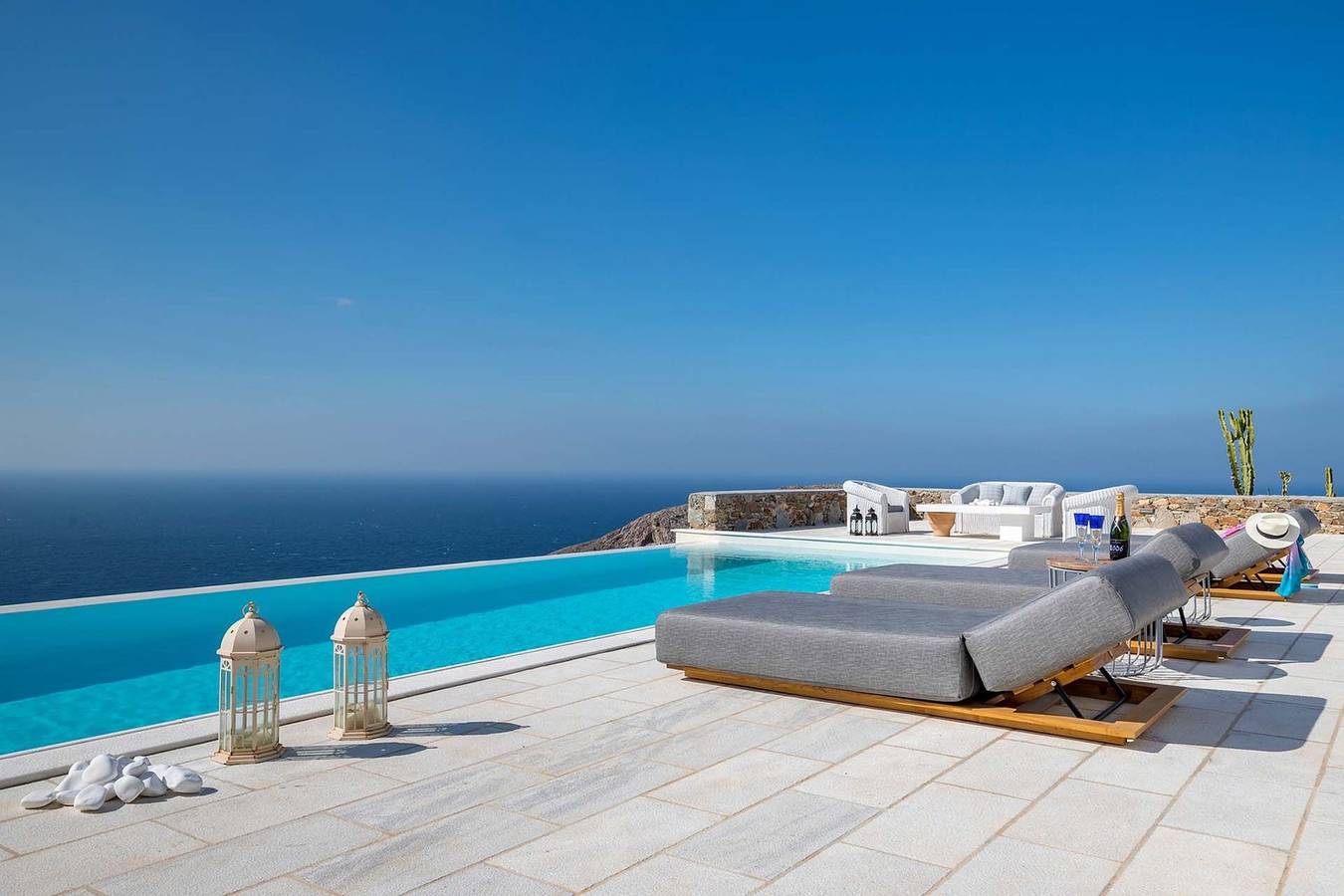 Holiday Rental for 8 People in Syros, Cyclades