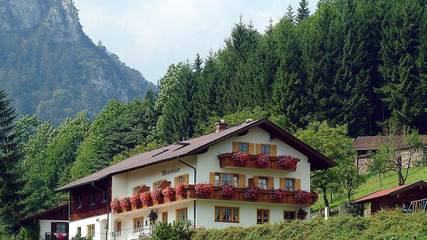 Ferienwohnung für 2 Personen, mit Garten in Bad Reichenhall