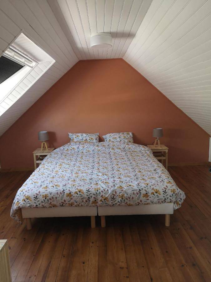 Location de vacances pour 5 personnes, avec jardin et terrasse à Saint-Jean-du-Doigt - 4
