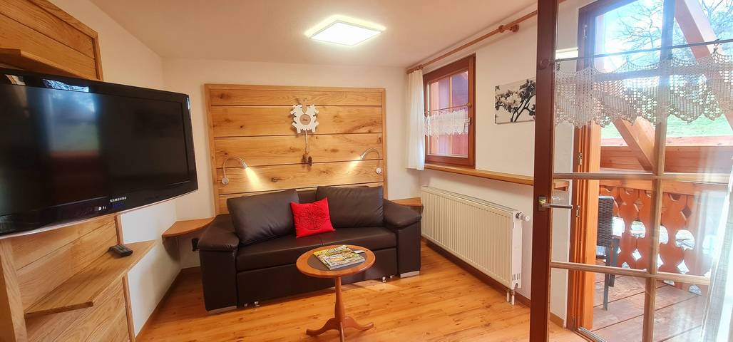 Ferienwohnung für 2 Personen, mit Balkon und Terrasse sowie Garten und Ausblick in Fröhnd