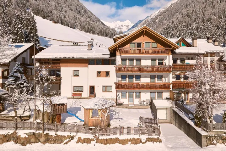 Ferienwohnung für 4 Personen, mit Ausblick und Sauna sowie Garten, mit Haustier - 1