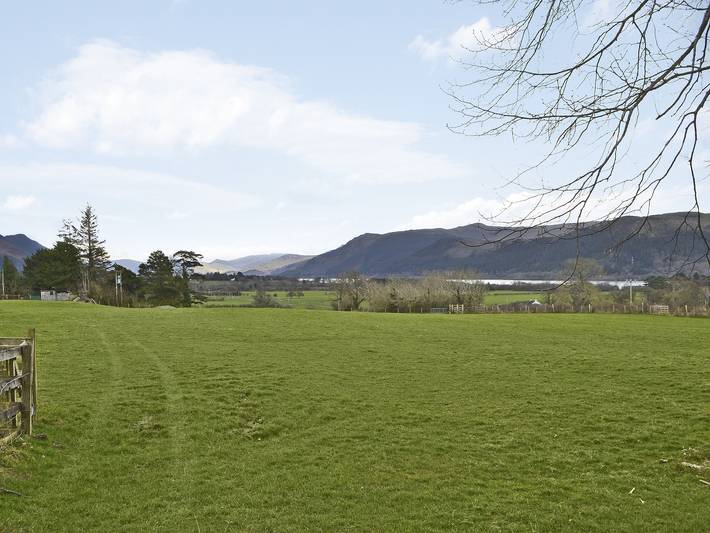 Log cabin for 8 people, with Garden in Bassenthwaite