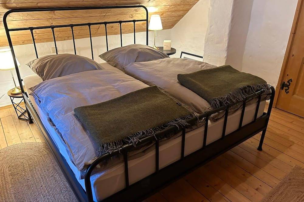 Kleines Ferienhaus - Waldlerhaus im Bayerischen Wald - sehr familienfreundlich. in Windberg, Ostbayern