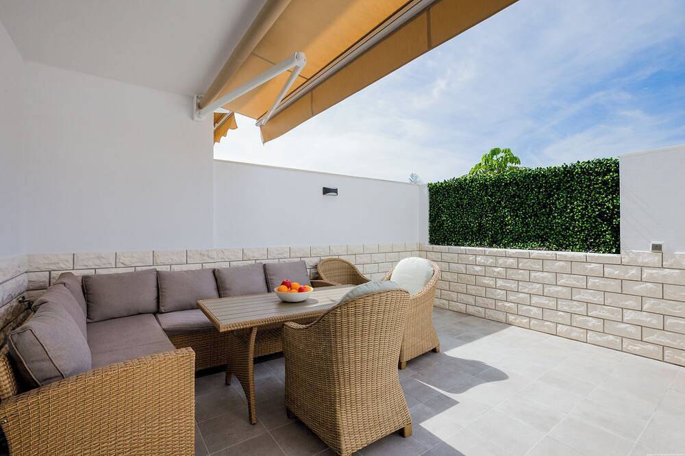 Charming townhome with Ac in fabulous Costa Adeje in Miraverde, Adeje
