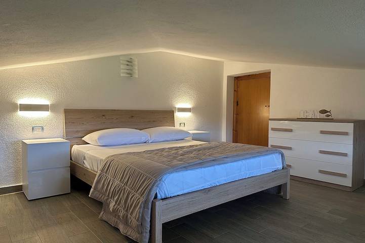 Ganze Wohnung, La Caletta Comfort | Wi-Fi, AC, Parking in La Caletta, Posada