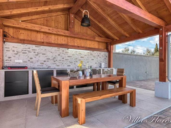 Villa pour 4 personnes, avec Jardin et Piscine à Kavran - 2