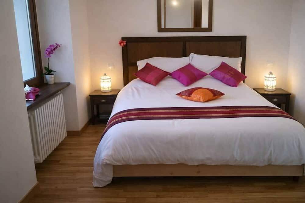 Grande casa con terrazza solarium e vista lago in Someraro, Comune di Stresa