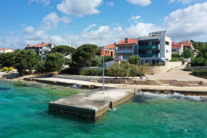 Ganze Wohnung, Villa Leda- A2- first floor in Strand Kožino, Zadar (Kommun)