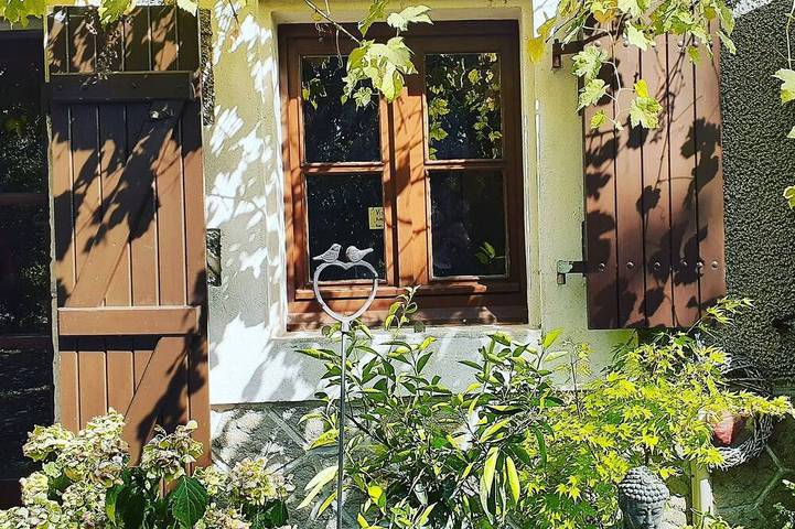 Location de vacances pour 4 personnes, avec jardin à Roumazières-Loubert