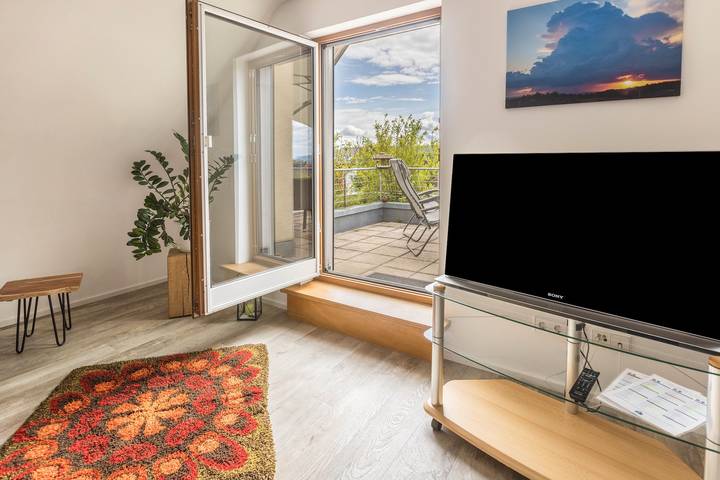 Ferienwohnung für 5 Personen, mit Balkon und Seeblick in Allensbach - 3