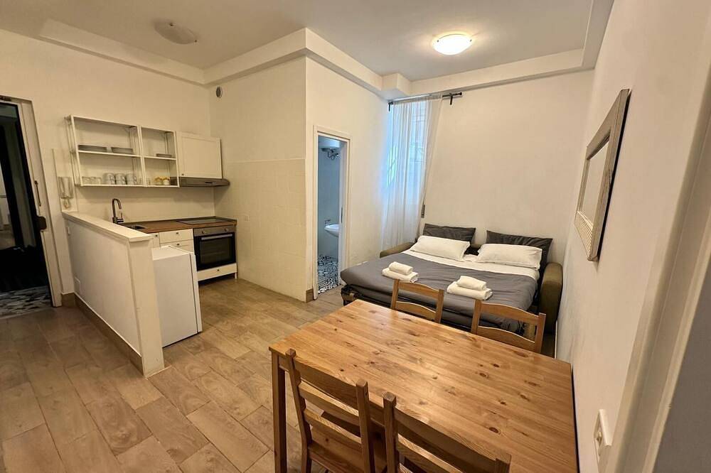 Art Atelier Apartment C Affitto turistico in Roma, Provincia de Roma
