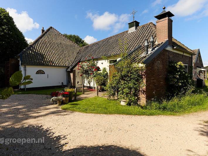 Vakantiehuis voor 27 personen, with balkon/terras and terras as well as sauna - 1