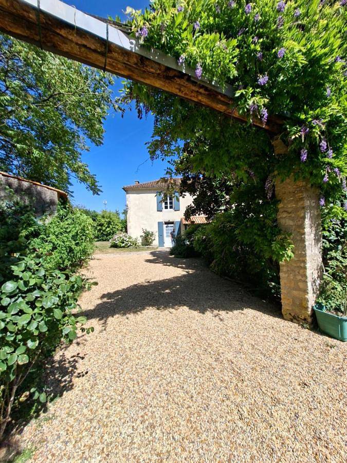 Location de vacances pour 4 personnes, avec vue et jardin à Luçon - 2