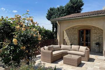 Chambre d’hôte pour 8 personnes à Margès