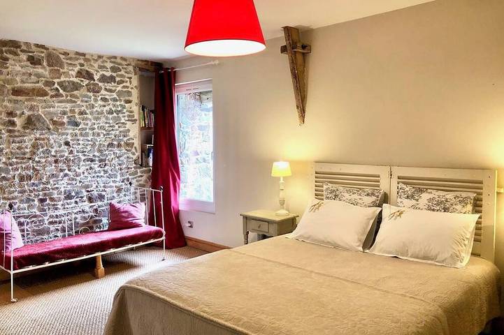 Gîte pour 5 personnes, avec jardin et terrasse à Dragey-Ronthon - 2