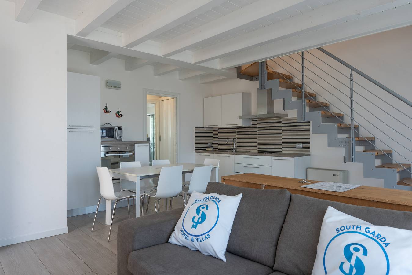 Appartamento intero, Sg Luxury - Gasparina Cotton Stay Lakeview in Castelnuovo del Garda, Prealpi Gardesane