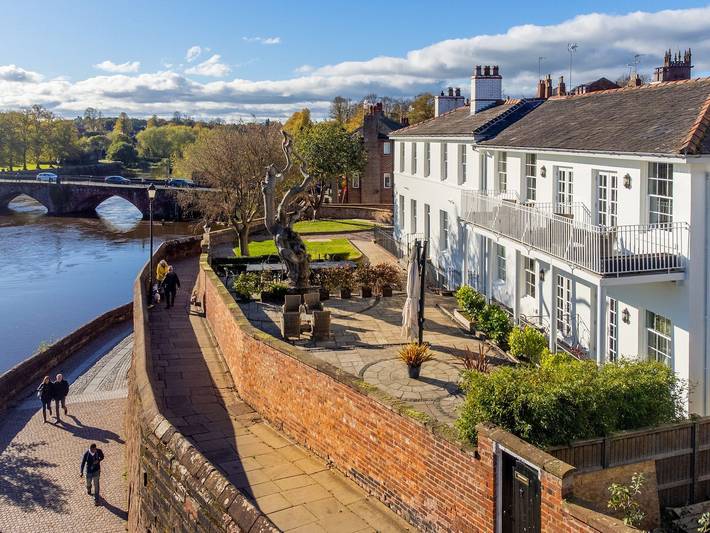 Casa rural para 14 personas, con jardín - 1