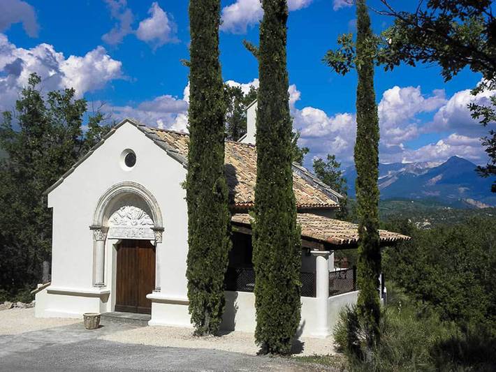 Gîte pour 2 personnes, avec Terrasse et Jardin ainsi que Piscine et Vue