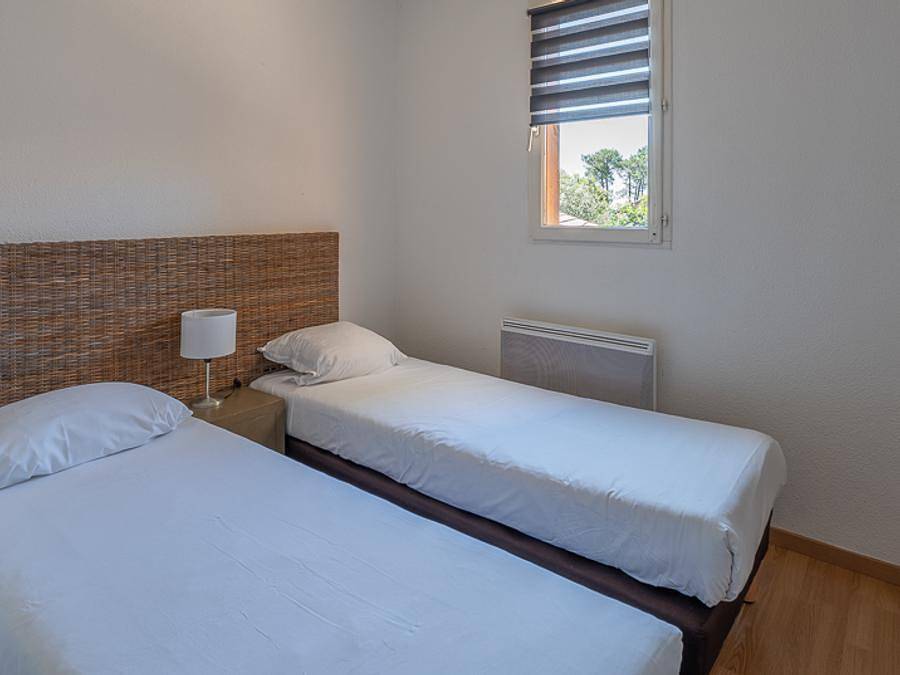 Résidence Les Rives du Lac - Vacancéole - Appartement 8 personnes - 4 pièces 8 personnes terrasse in Lac de Lacanau, Lacanau